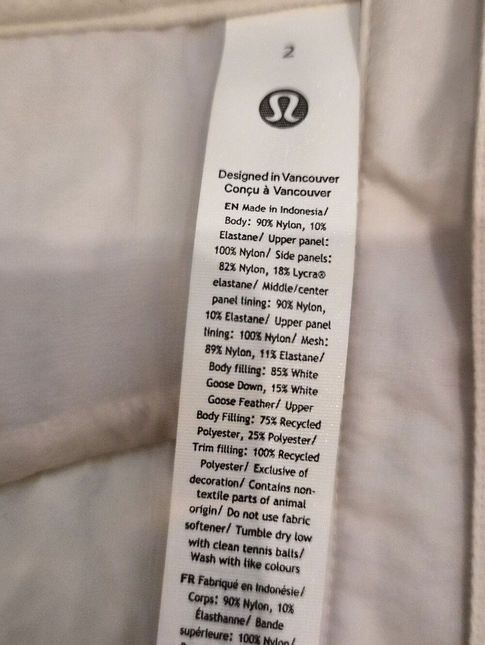 NWT - Lululemon Women's Down For It All Vest - Size 2 - Picture 5 of 7